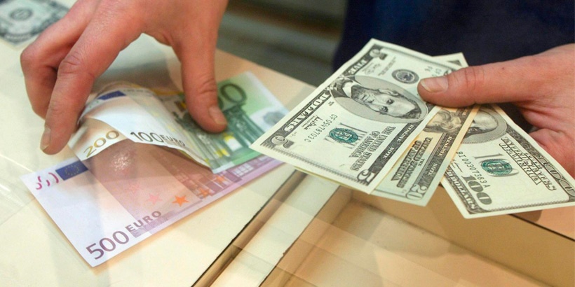 Курсы валют  на 19 июня: курс доллара – 2.3757, курс евро – 2.6654, 100 российских рублей – 3.4215